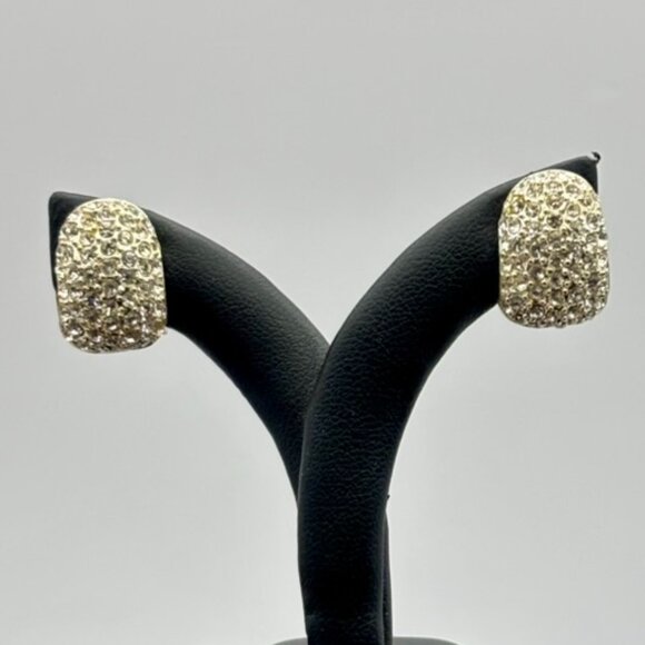 Vintage Monet Magnetic Clip Pave Rhinestone Earrings/Faux Pave Diamonds, Signed - Picture 3 of 10